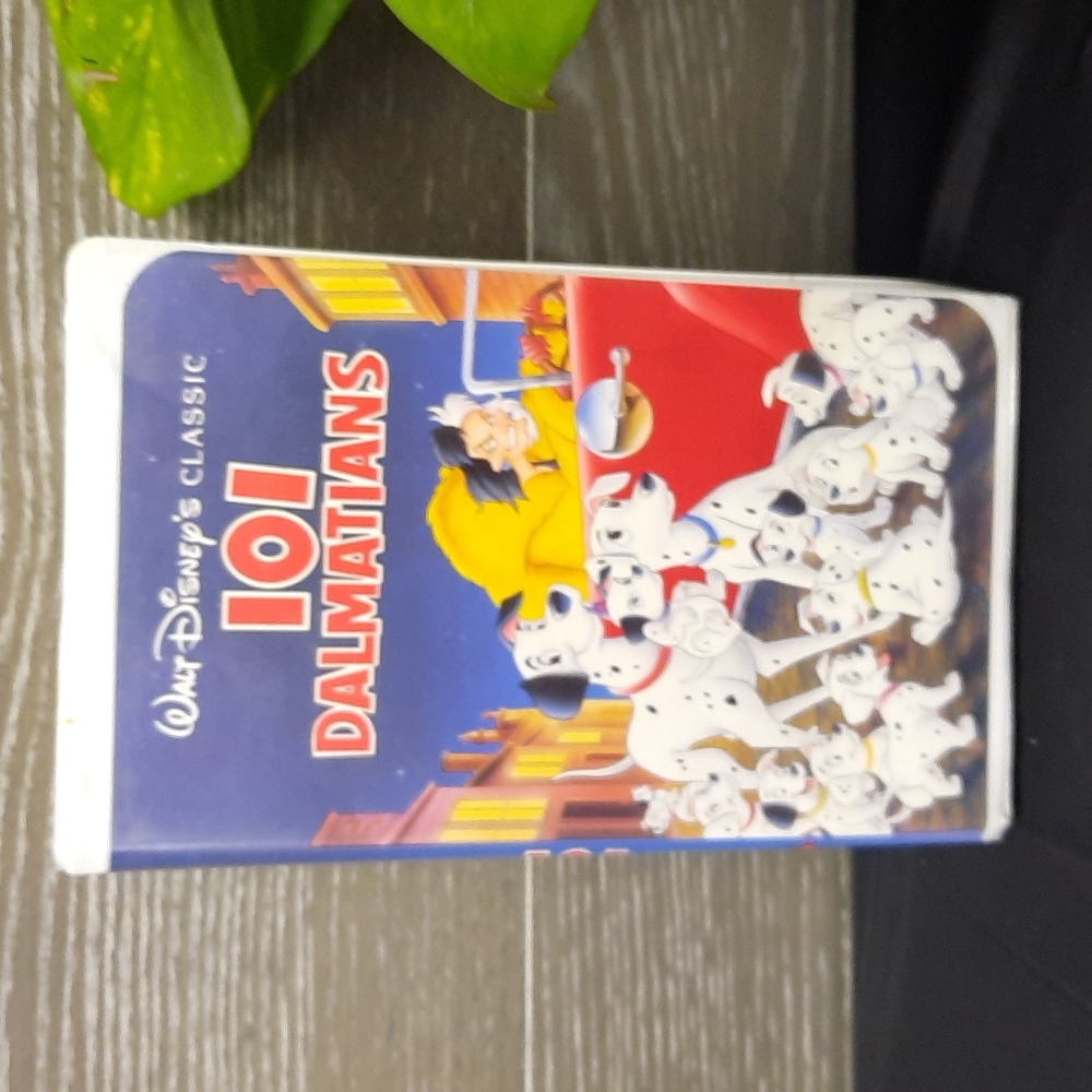 Walt Disney classics 101 Dalmatians animated version